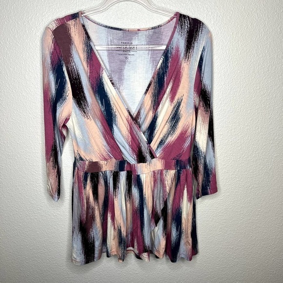 Torrid Super Soft Surplice Babydoll Top Multicolor Size 0 (12) - Picture 2 of 6